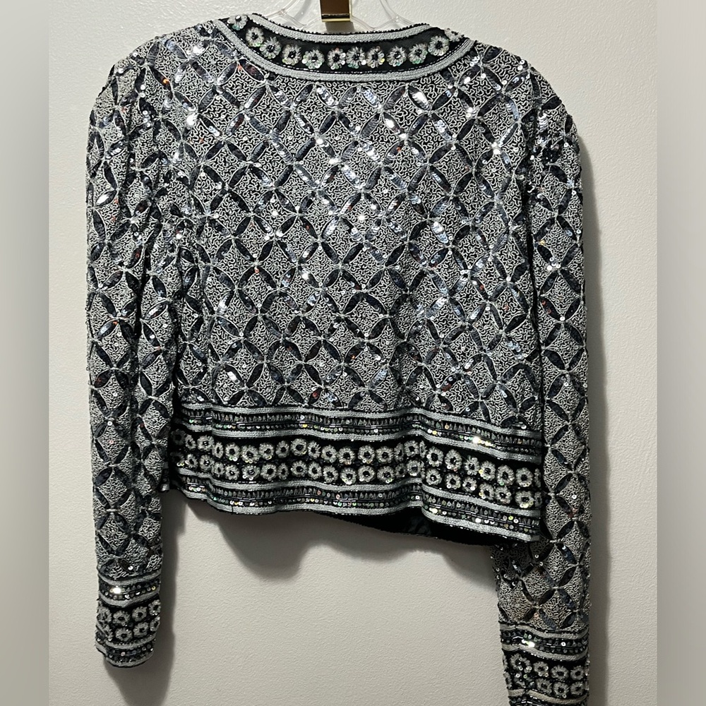 Chic Black and Silver Patterned Blazer - image 3